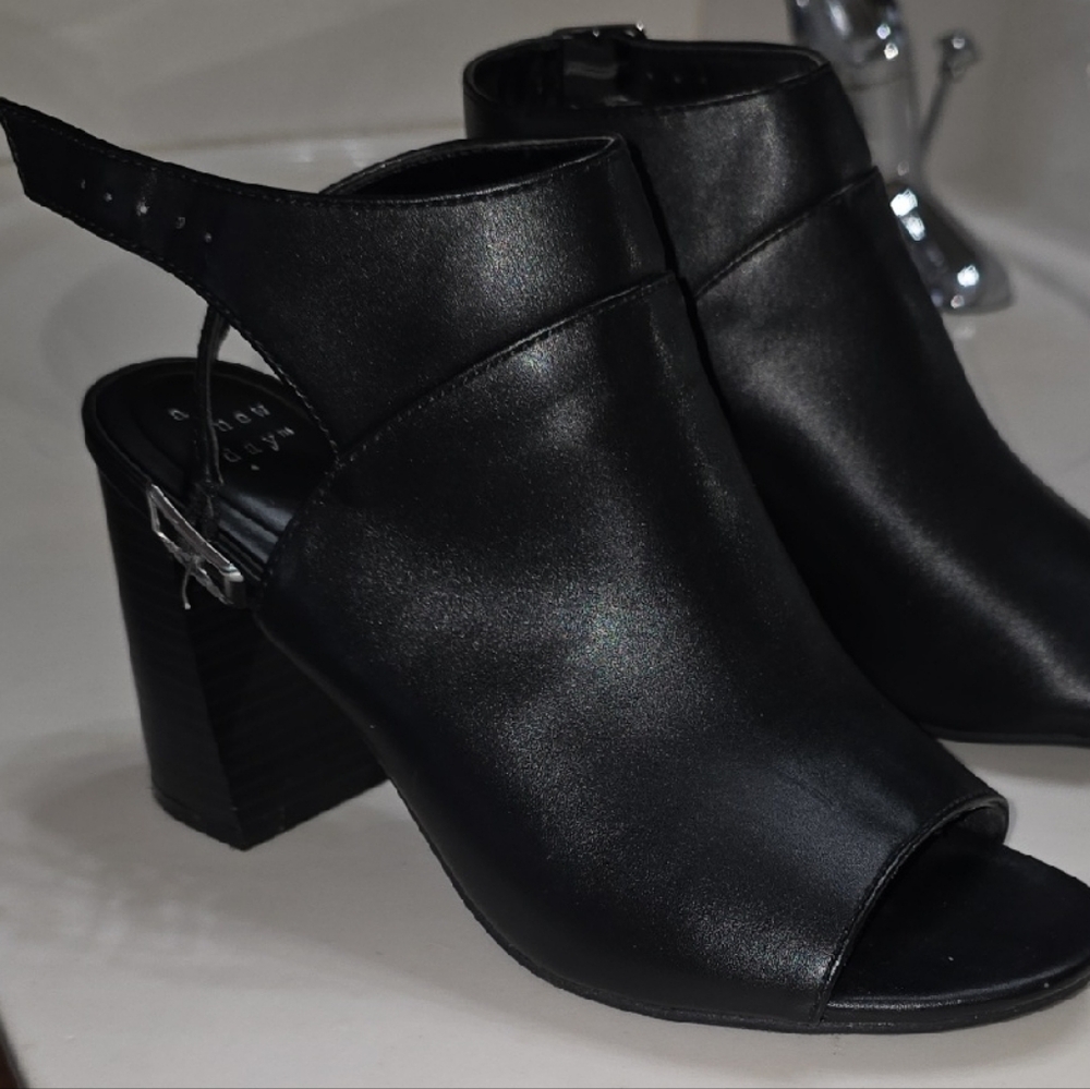 a new day Black Heeled Boots